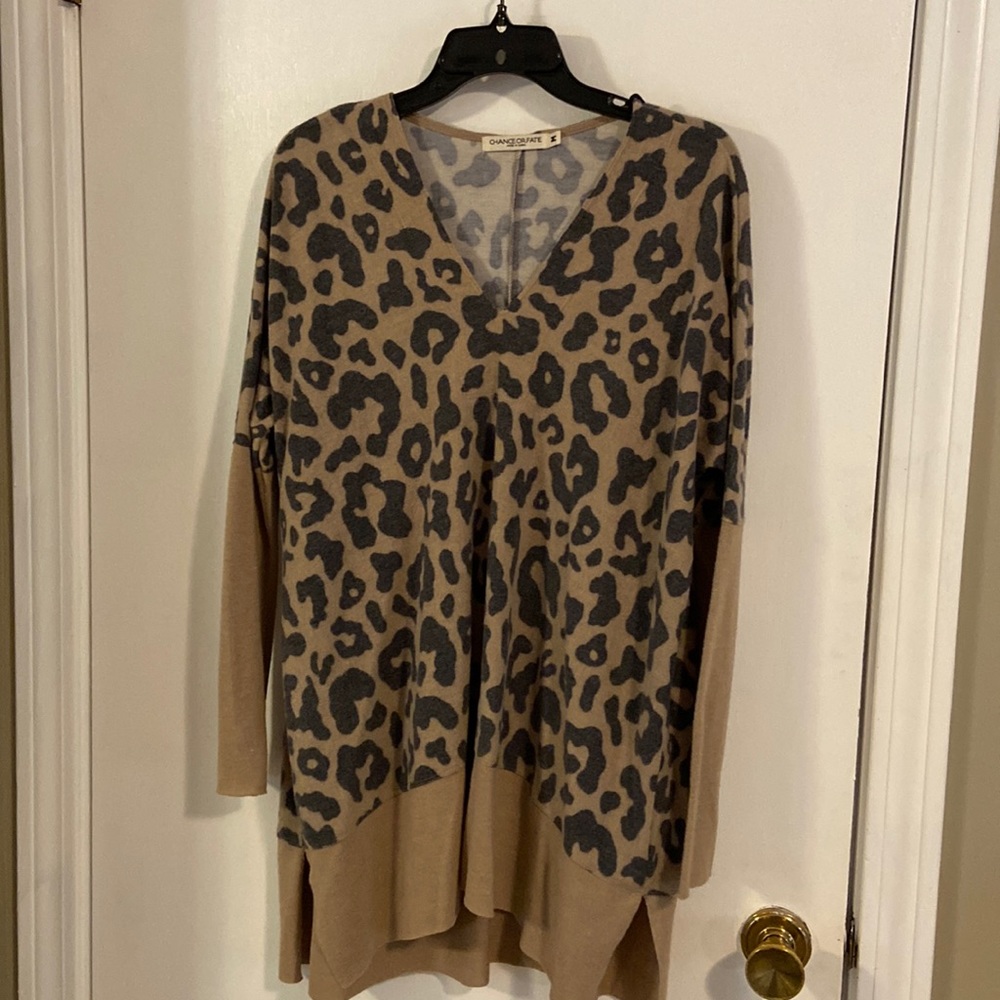 Chance or Fate, beige and black animal print l, long sleeved over sized sweater